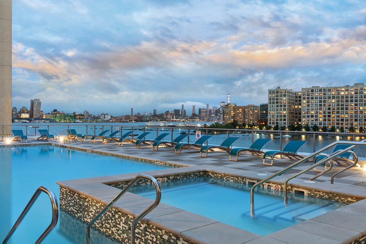 Petfriendly apartments in Weehawken, NJ Hamilton Cove